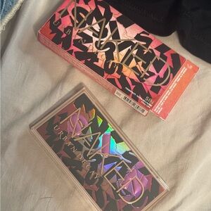 Urban decay 
Mini pallet sin 
New in box